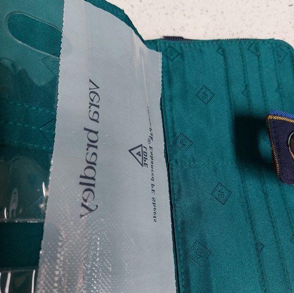 NWOT Turnlock Wallet Tartan Plaid - Picture 5 of 5